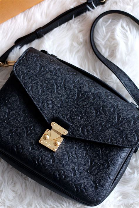 metis louis vuitton review|louis vuitton metis monogram.